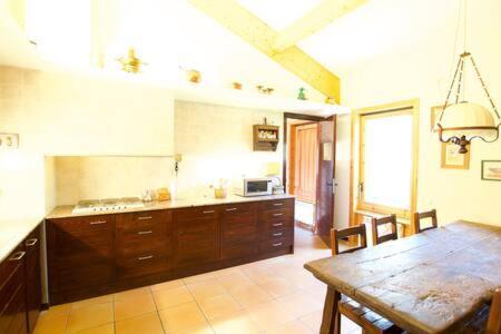 Impresionant Xalet La Roca Forada Apartment Guils de Cerdana Exterior photo